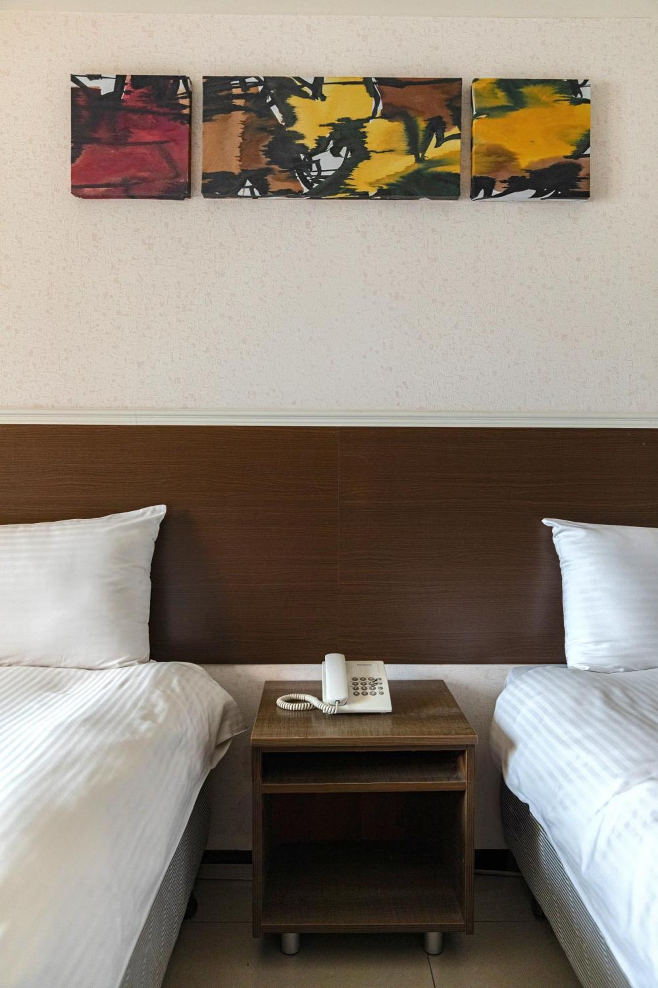 E Lim Hotel Zhongli Exterior photo